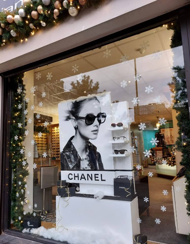 FROM CHANEL TO DIOR: OUR PERFECT CHRISTMAS GIFT GUIDE